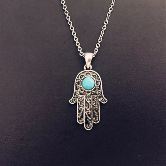 6/$30 New Hansa Pendant Necklace - Picture 1 of 2